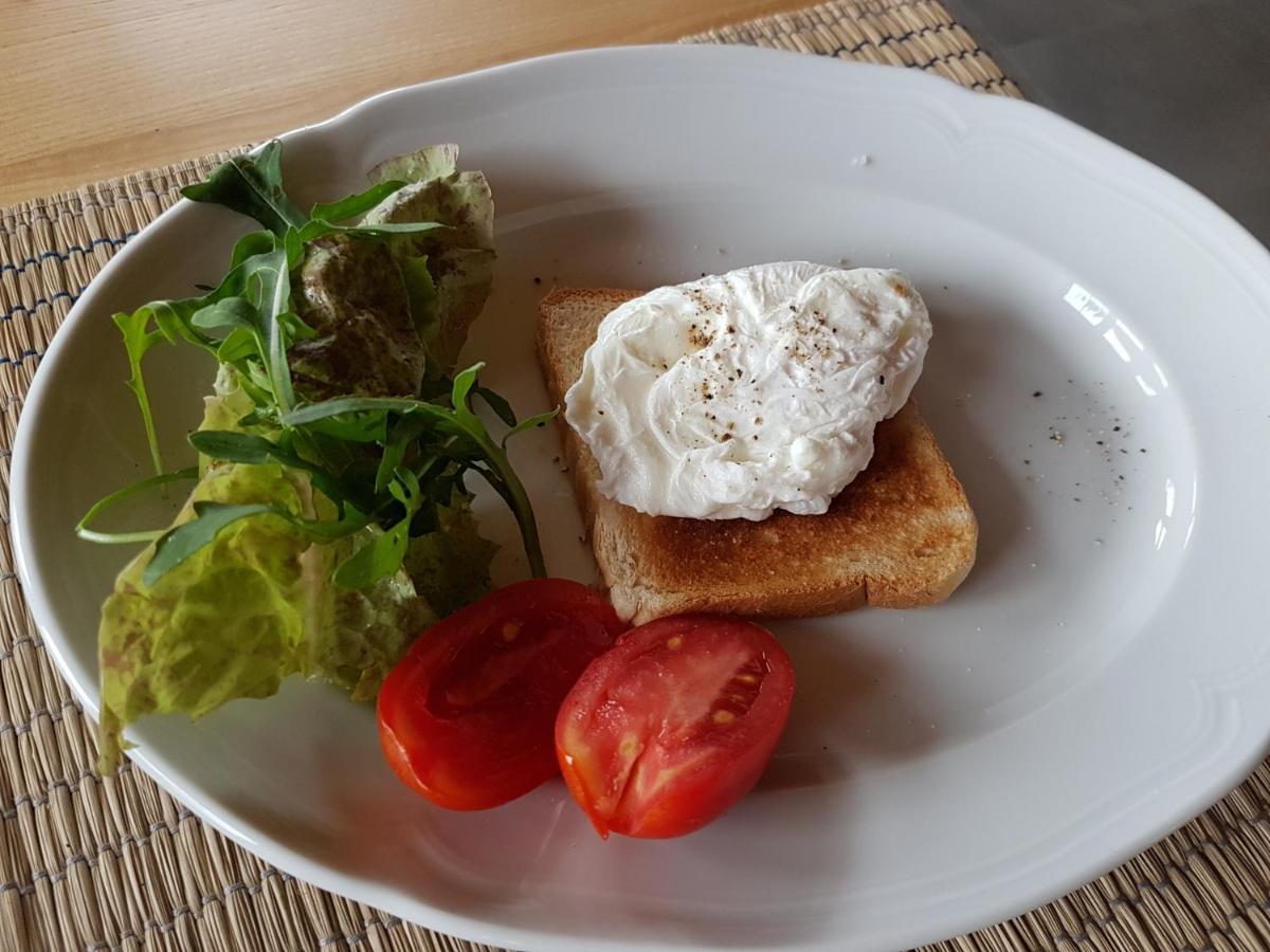Wypoczynek Pod Lipami Bed & Breakfast Ruciane-Nida Exterior foto